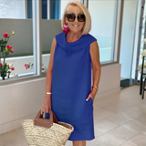 Perla – Sleeveless Sheath Dress with Round Neck