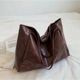 Silvia's Minimal Carry | Tote Bag