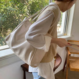 Silvia's Minimal Carry | Tote Bag