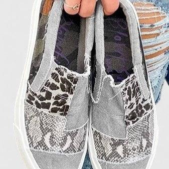 Pei Wen | Patchwork Slip-On Shoes