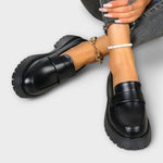 Hui Qi | Classic Black Loafers