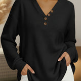 Wilma | Simple Pullover with V-Neck