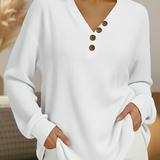 Wilma | Simple Pullover with V-Neck